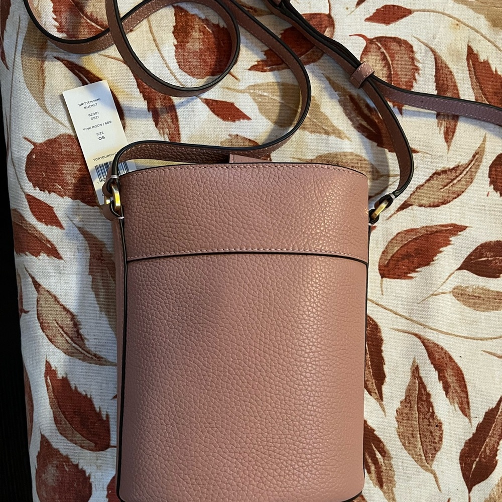 Tory Burch Britten Mini Bucket Bag in Pink Moon –  New no tag - Picture 4 of 9